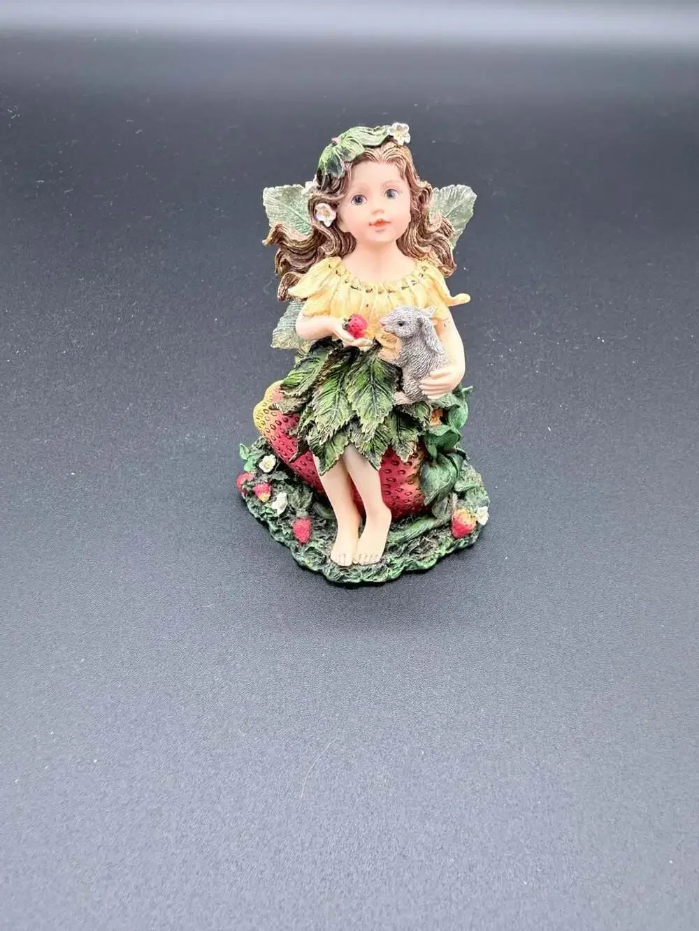 Boyds Bears‎ & Friends Faeriessence Berry Delight Fairy Figurine 36115